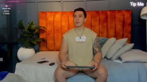 Snapshot of hunk_ryan chatting on January 25, 8:21 am hunk_ryan online show from January 25, 8:21 am