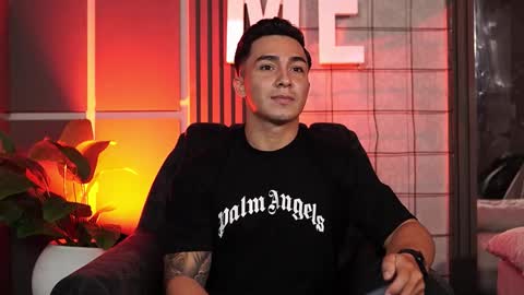 Snapshot of hunk_ryan chatting on October 13, 7:53 pm hunk_ryan online show from October 13, 7:53 pm