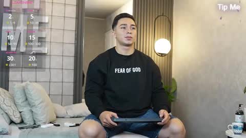 Snapshot of hunk_ryan chatting on March 5, 12:44 pm hunk_ryan online show from March 5, 12:44 pm
