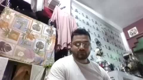 hunkster102 online show from June 18, 1:27 pm