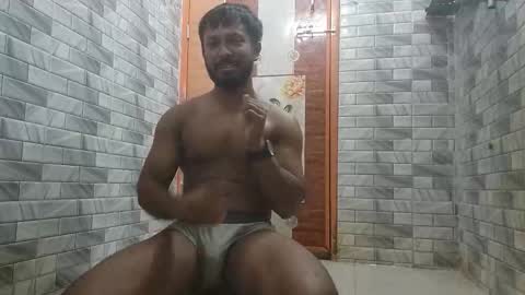Snapshot of hunkyariyaan chatting on September 18, 6:37 am Hunky Ariyaan online show from September 18, 6:37 am