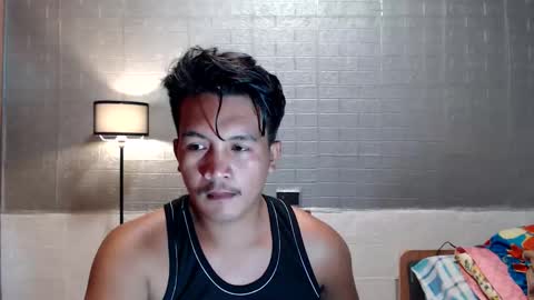 hunkylloyd online show from January 8, 1:00 am