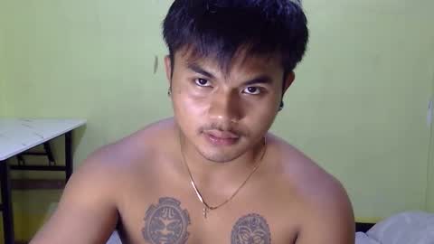 Snapshot of hunkyzeus chatting on October 11, 12:42 pm hunkyzeus online show from October 11, 12:42 pm