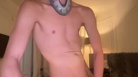 hunter_12369 online show from February 20, 10:39 am