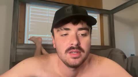 Hunter online show from October 21, 9:39 pm