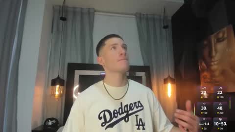 hunterheat_ online show from December 16, 11:39 am