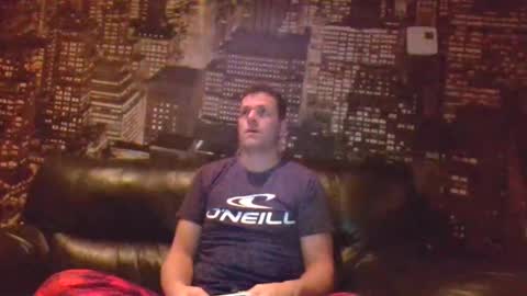 Snapshot of hurley7890 chatting on January 9, 2:33 am hurley7890 online show from January 9, 2:33 am