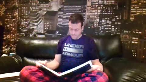Snapshot of hurley7890 chatting on February 24, 1:35 am hurley7890 online show from February 24, 1:35 am
