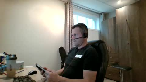 Snapshot of hurley7890 chatting on September 25, 1:21 pm hurley7890 online show from September 25, 1:21 pm