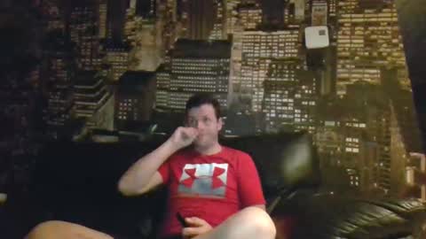 Snapshot of hurley7890 chatting on January 29, 3:33 am hurley7890 online show from January 29, 3:33 am
