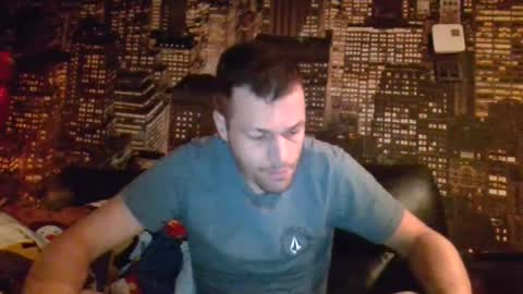 Snapshot of hurley7890 chatting on December 20, 2:41 am hurley7890 online show from December 20, 2:41 am