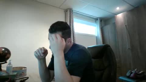 Snapshot of hurley7890 chatting on December 4, 7:23 pm hurley7890 online show from December 4, 7:23 pm
