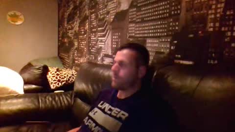 Snapshot of hurley7890 chatting on September 30, 1:23 am hurley7890 online show from September 30, 1:23 am