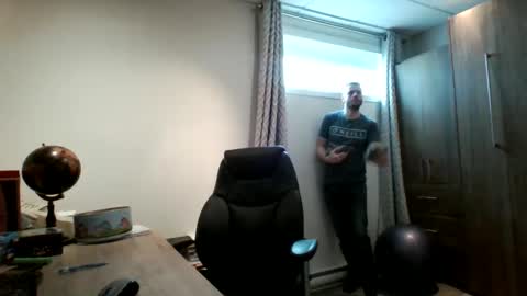 Snapshot of hurley7890 chatting on February 11, 5:50 pm hurley7890 online show from February 11, 5:50 pm