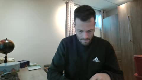 Snapshot of hurley7890 chatting on February 18, 5:55 pm hurley7890 online show from February 18, 5:55 pm