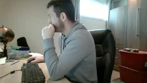 Snapshot of hurley7890 chatting on March 11, 12:39 pm hurley7890 online show from March 11, 12:39 pm