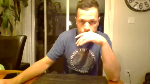 Snapshot of hurley7890 chatting on October 4, 11:09 pm hurley7890 online show from October 4, 11:09 pm