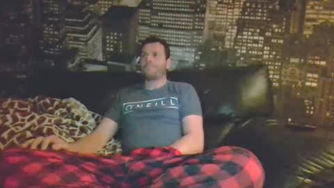 Snapshot of hurley7890 chatting on January 23, 2:33 am hurley7890 online show from January 23, 2:33 am