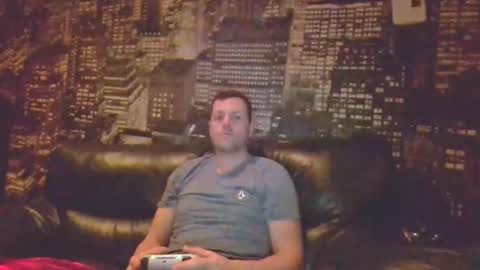 Snapshot of hurley7890 chatting on December 31, 2:08 am hurley7890 online show from December 31, 2:08 am