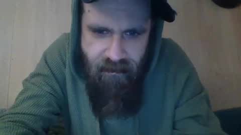 huskygengar22 online show from March 31, 4:47 am