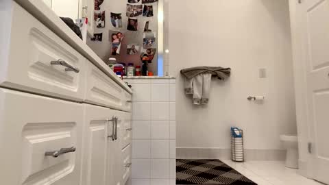 hveabig1 online show from January 20, 12:18 pm