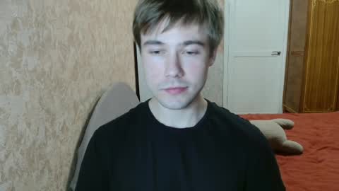 Tom online show from May 7, 2:39 pm