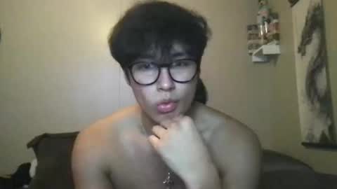 Snapshot of hyunluv chatting on October 18, 8:19 am hyunluv online show from October 18, 8:19 am
