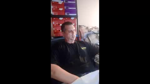 i124nakwitu online show from April 11, 7:45 am