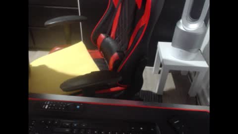 i_love_melissa_ online show from February 22, 1:56 pm