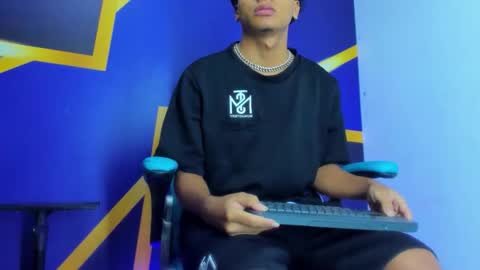 iaan_dalton_ online show from November 13, 12:10 pm