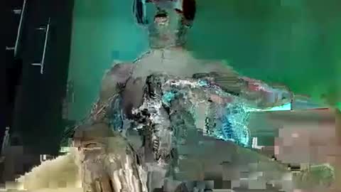 Snapshot of iam_bbc_ chatting on October 23, 8:18 am Andres online show from October 23, 8:18 am