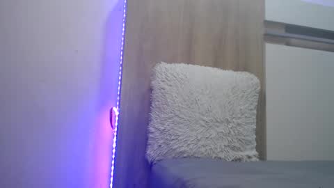 Snapshot of iam_colt chatting on December 29, 3:11 am David Colt online show from December 29, 3:11 am