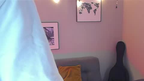Light online show from June 19, 3:56 am