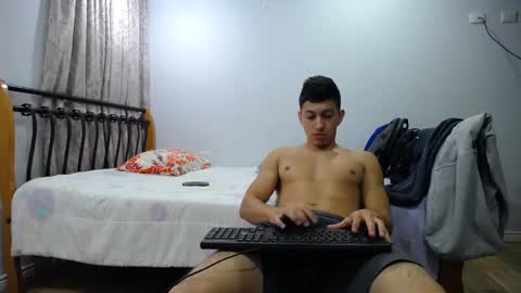iam_yourbabyprincess_xd online show from February 5, 4:27 am