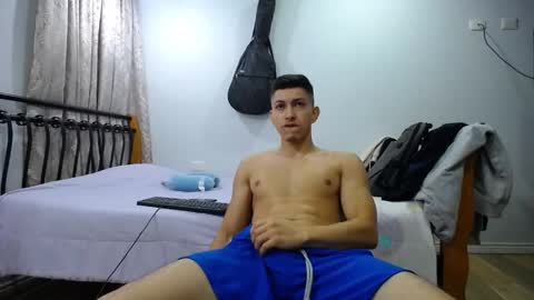 iam_yourbabyprincess_xd online show from January 13, 5:33 am