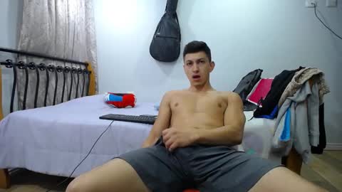 iam_yourbabyprincess_xd online show from January 22, 2:15 am