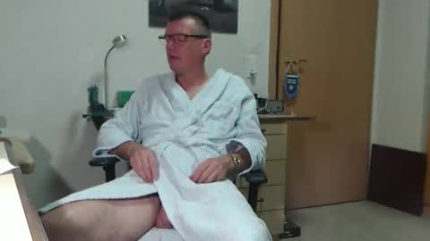 Snapshot of iamachim chatting on October 13, 4:13 pm iamachim online show from October 13, 4:13 pm