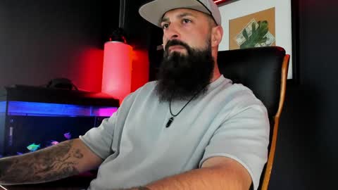 Snapshot of iamalexander_ chatting on December 3, 8:14 am Lex online show from December 3, 8:14 am