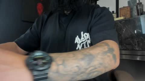 Snapshot of iamalexander_ chatting on October 17, 9:02 am Lex online show from October 17, 9:02 am