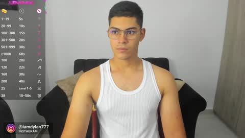 Snapshot of iamdylan777 chatting on December 10, 1:00 pm Dylan independent model online show from December 10, 1:00 pm