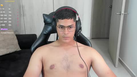 Snapshot of iamdylan777 chatting on October 1, 6:01 pm Dylan independent model online show from October 1, 6:01 pm