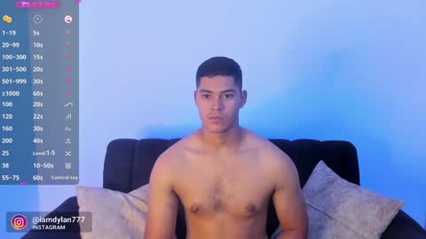 Snapshot of iamdylan777 chatting on December 20, 3:31 pm Dylan independent model online show from December 20, 3:31 pm