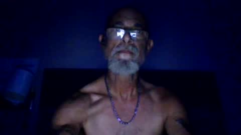 Snapshot of iamgoat_69 chatting on October 8, 8:18 am Goat Lulu Elektra online show from October 8, 8:18 am