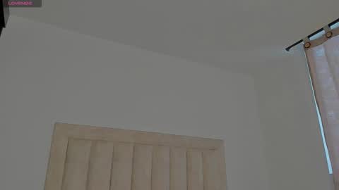 Snapshot of iamjulian_ chatting on October 3, 11:59 am Juliiiiian online show from October 3, 11:59 am