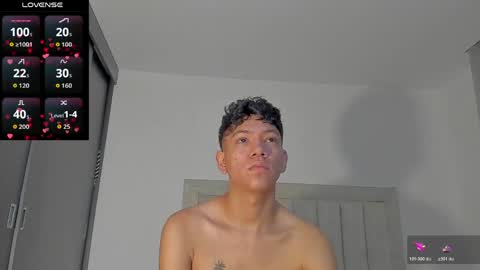 Juliiiiian online show from April 28, 11:26 am