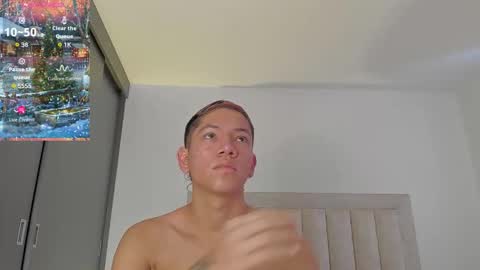 Juliiiiian online show from December 19, 11:51 am