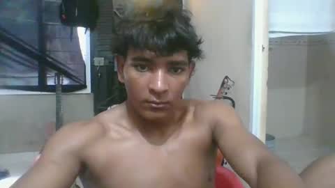iammaximo online show from September 25, 5:01 pm