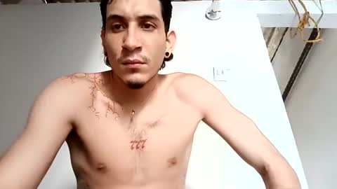 Ian online show from November 3, 6:21 pm