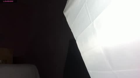 Snapshot of ian_castillo_ chatting on September 15, 11:11 am IAN CASTILLO online show from September 15, 11:11 am