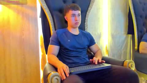 Ian dubois online show from October 6, 12:32 pm